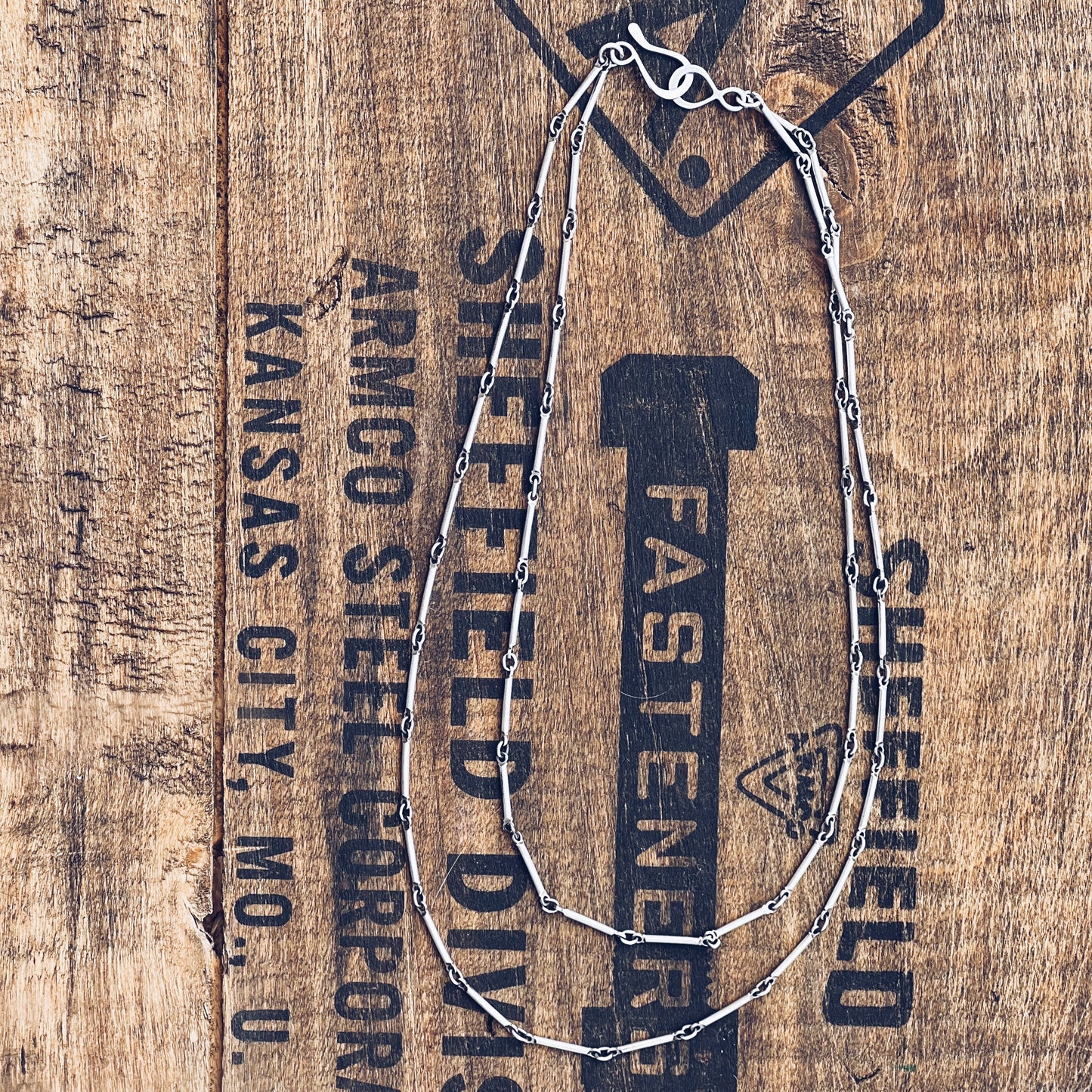 TWO-TRACK NECKLACE